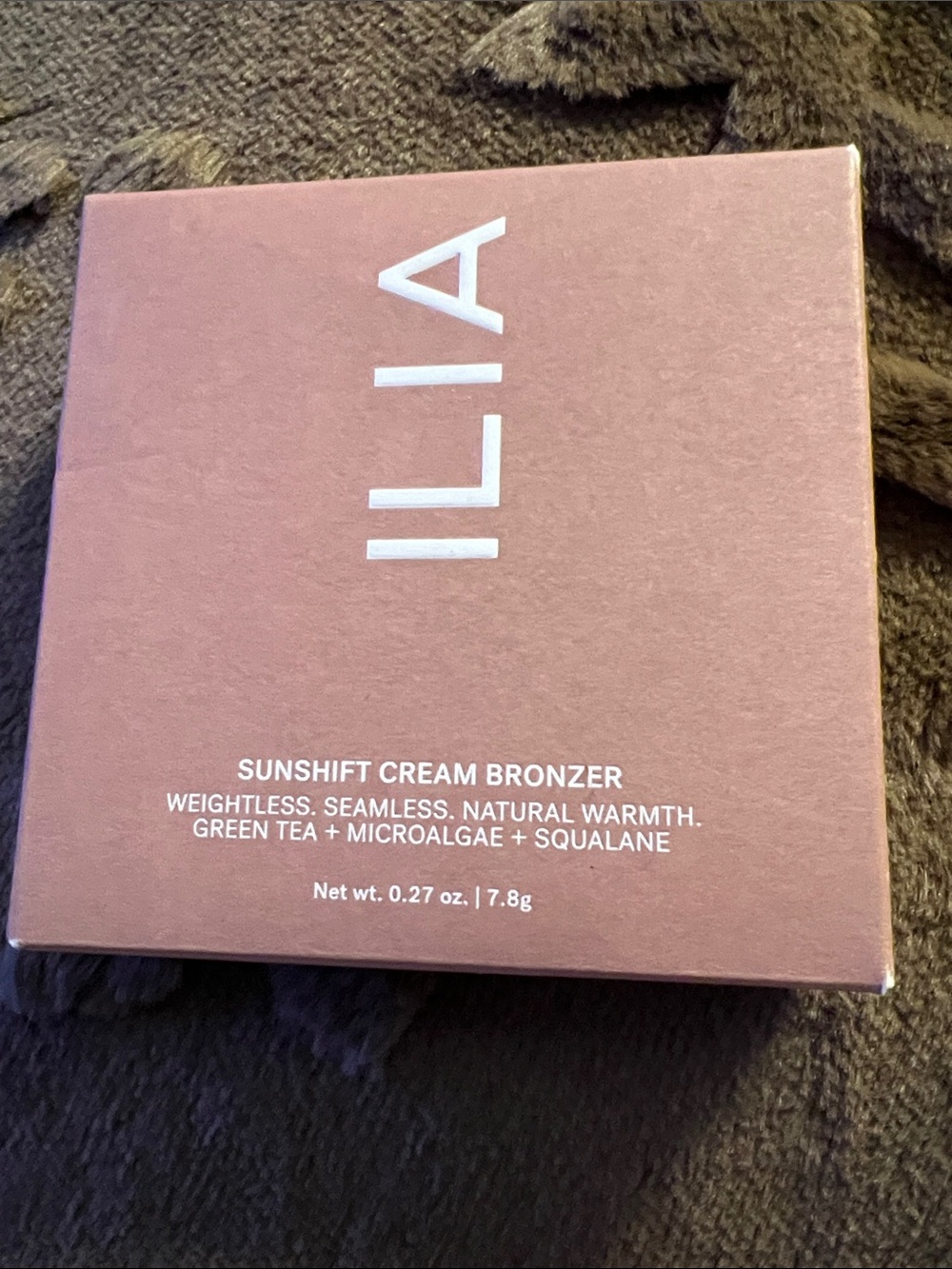 ILIA Sunshift Cream Bronzer - Shade: Rise - Picture 1 of 3